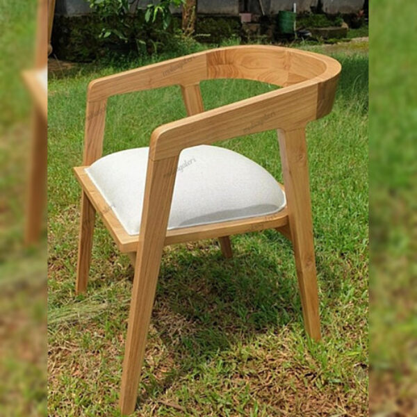 Aulia Chair